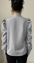 Load image into Gallery viewer, BLOUSE
