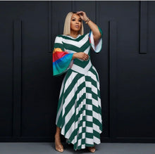 Load image into Gallery viewer, DRESS
