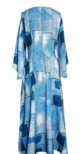 Load image into Gallery viewer, Demin Printed Flare Sleeve Dress
