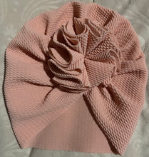 Load image into Gallery viewer, Baby Girl’s Flower Hat
