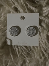 Load image into Gallery viewer, Faux- Pearl Stud Earrings 
