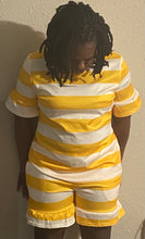 Load image into Gallery viewer, Striped 2 Piece Short Set
