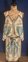 Load image into Gallery viewer, Geometric Print Split Hem Dress

