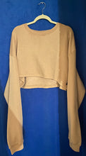 Load image into Gallery viewer, Plus  Cropped Sweatshirt
