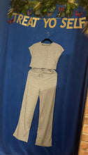 Load image into Gallery viewer, Pant Set with ruffle waist
